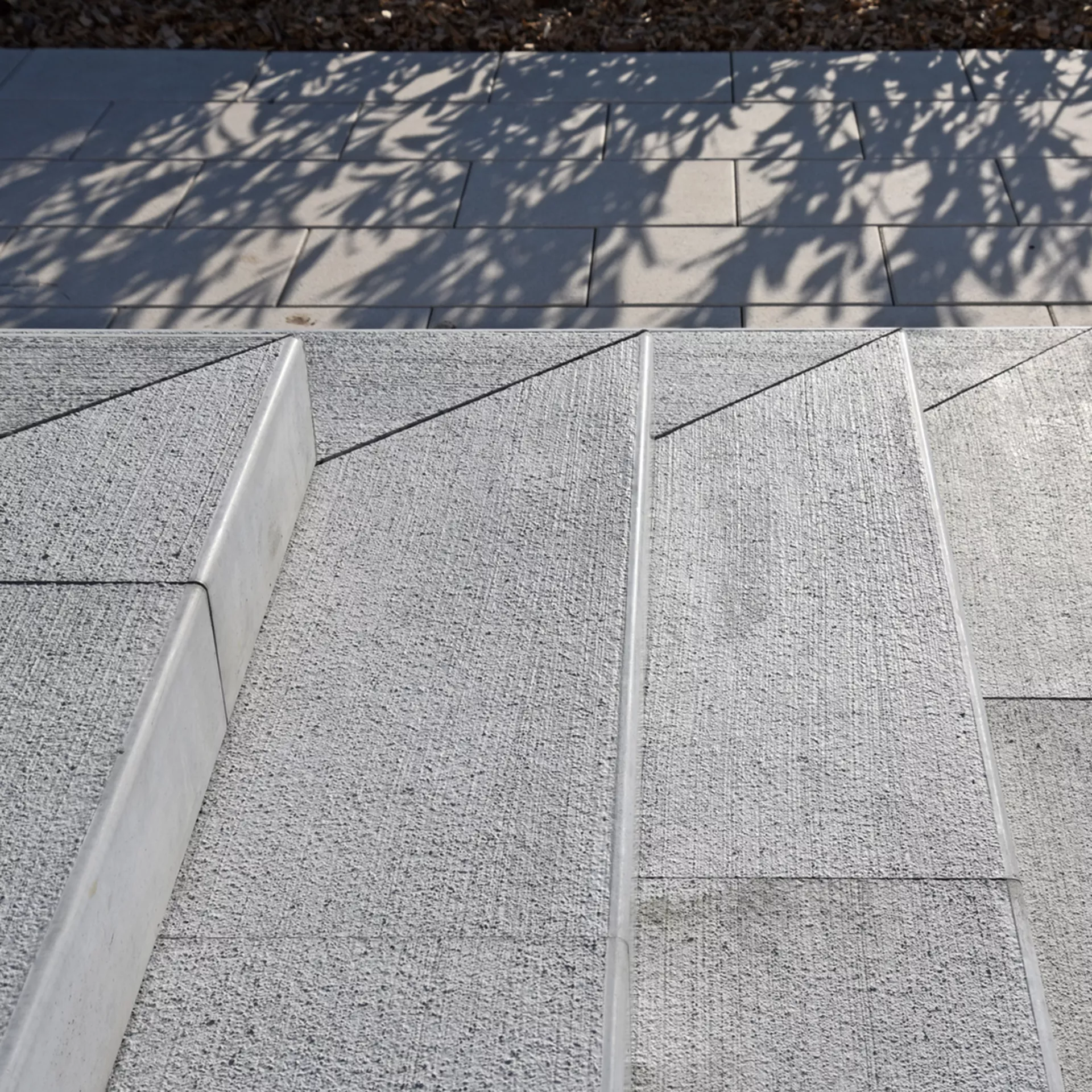 FROSTA LEGER Blockstufen