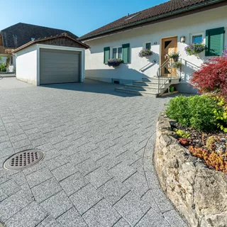 CARENA<sup>®</sup> Sickersteine fino gefast mit Edelvorsatz