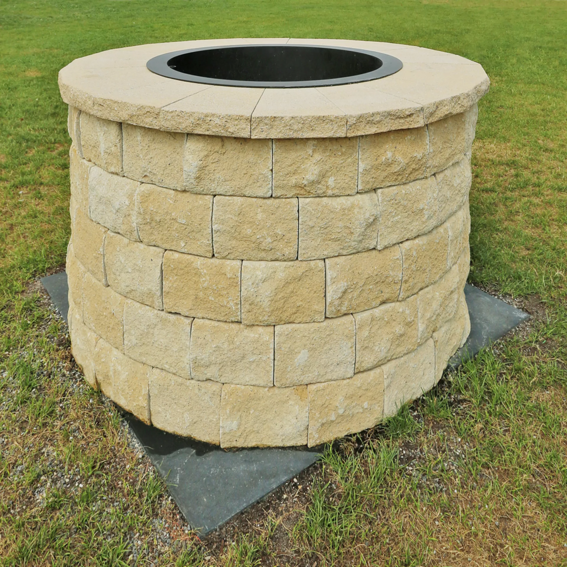 SANTURO<sup>®</sup> Feuerstelle