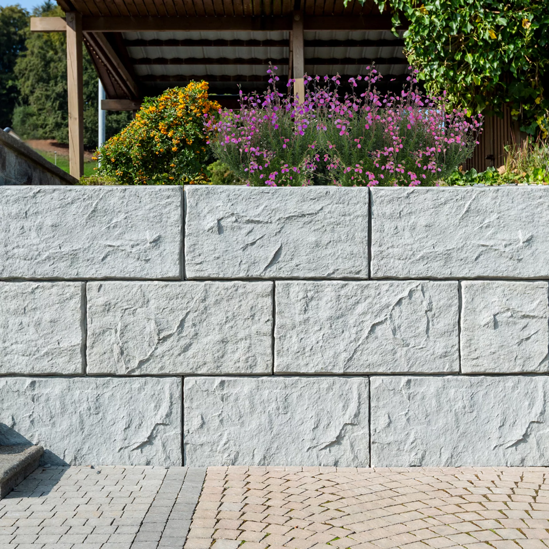 FELSMAUER Böschungselemente