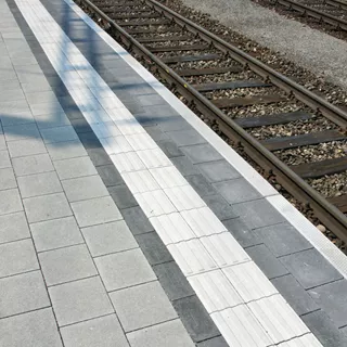 CARENA<sup>®</sup> Sicherheitsliniensteine