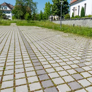 CLASSIC<sup>®</sup> RASEN Ökosteine gefast