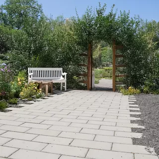 Dalles de jardin FINALGO vacuum chanfreinées