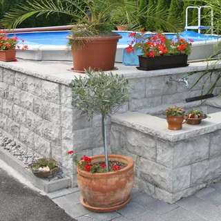 PROFILO Mauerabdeckplatten 2-seitig und 4-seitig strukturier