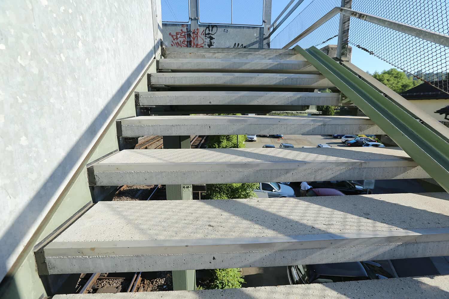 Treppenstufen für SBB Passerelle, Passerelle Fluhmühle, Luzern LU