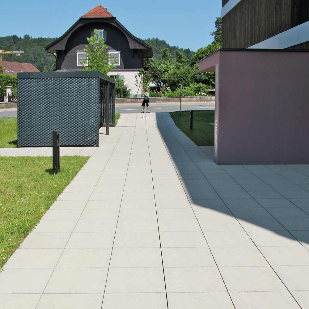 Dalles de jardin FINALGO vacuum chanfreinées