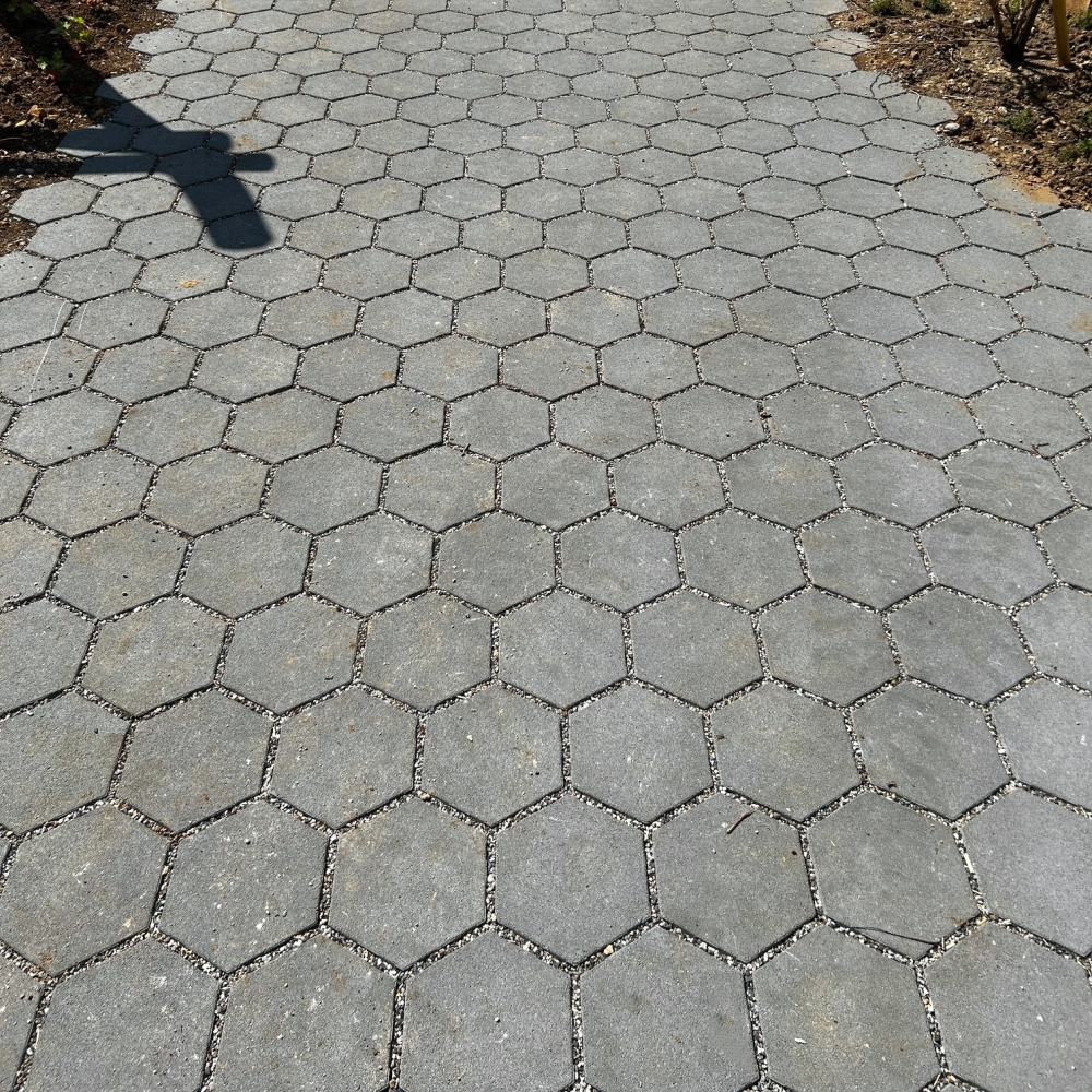 Pavés écologiques OMEGA® légèrement chanfreinés lisses Pavés écologiques OMEGA® légèrement chanfreinés lisses