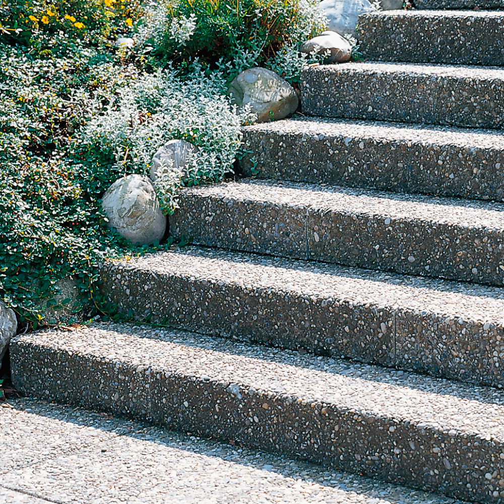 Marches d'escalier pleines CASTELLO ®  chanfreinées lavées